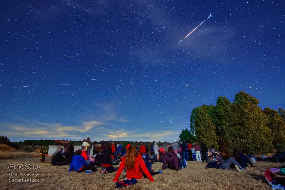 Observación pública de las Perseidas del año 2016 en Torralba del Burgo, Soria.